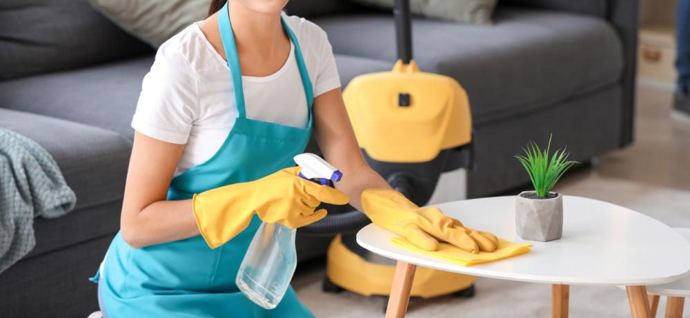 Come pulire casa bene e velocemente: trucchi e consigli