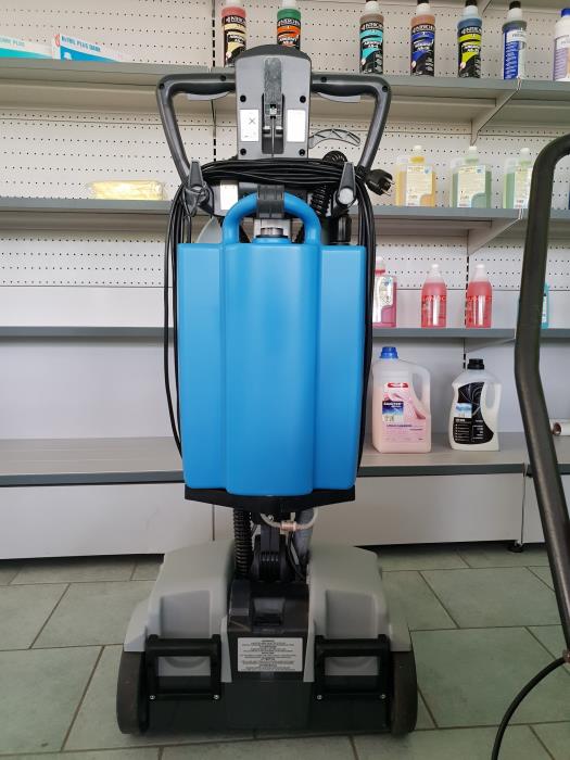 Lavasciuga pavimenti LW 46 HYBRID - ELECTRIC usata